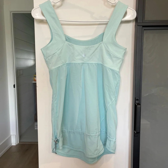 Lululemon Run Chase Me Tank Aquamarina - Size 4 - Picture 5 of 7